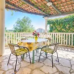 In With Terrace, Air Conditioning, Wi-fi
