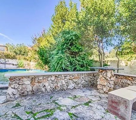 Apartment In With Terrace, Air Conditioning, Wi-fi Medulin
